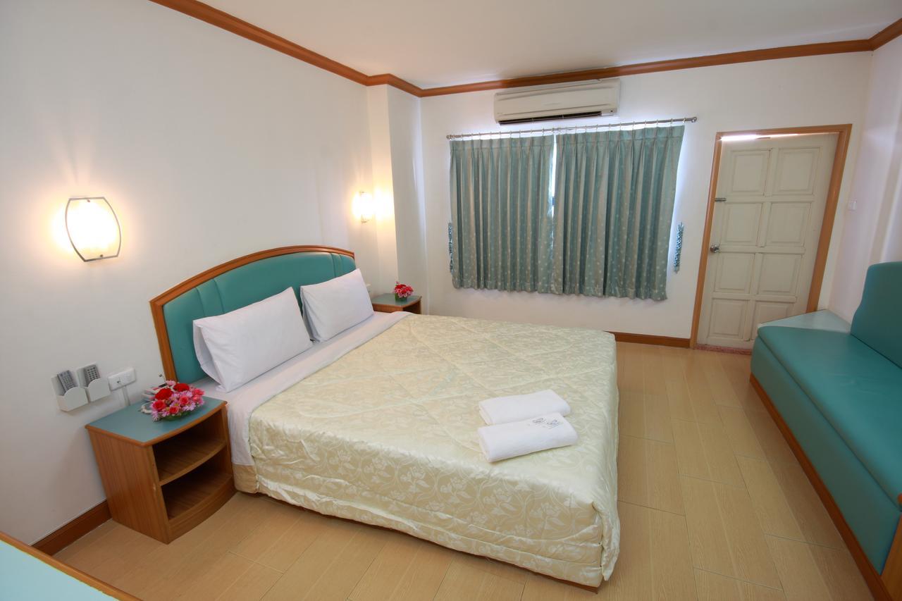 P.A. Place Hotel Nakhon Sawan Luaran gambar